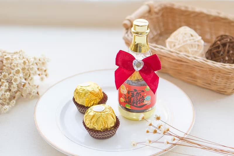 蛇年發財小物 招財進寶 發財 香檳糖果瓶(金莎2顆入)滿百份免費印