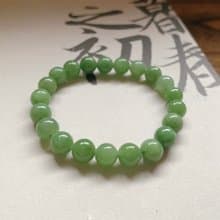 售完供欣賞 松綠入墨。天然和田玉手鏈玉石8mm 身體健康平安手串