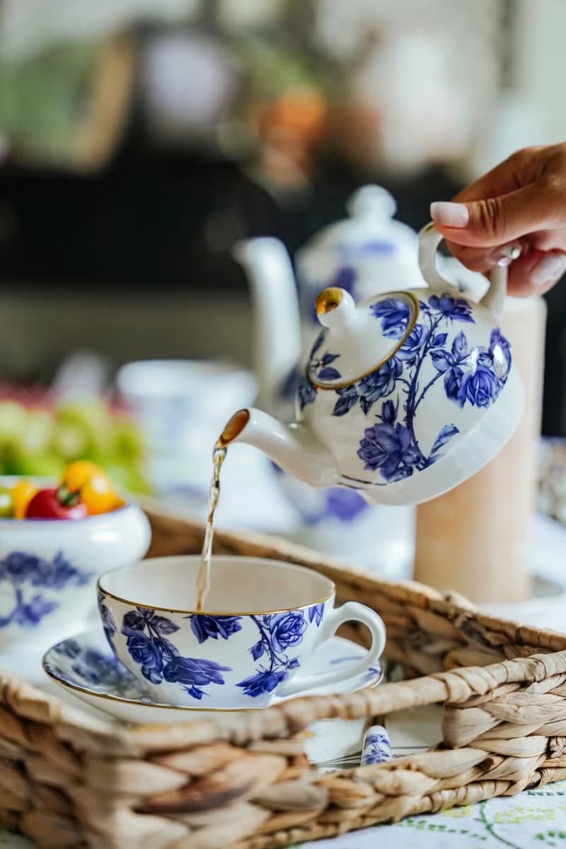 英國Aynsley 藍玫瑰系列 骨瓷獨享杯壺組