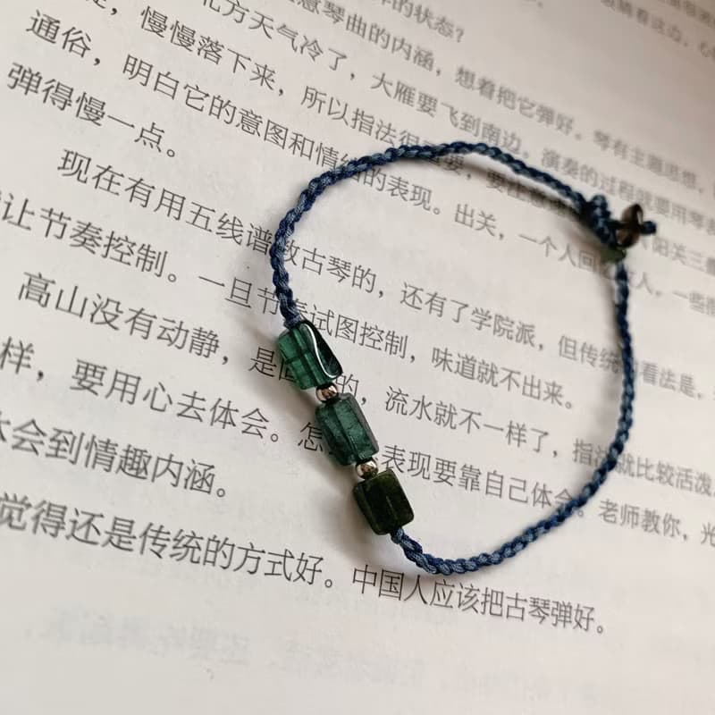 售完欣賞 等詩綠。天然綠碧璽復古轉運銀珠編織手繩 闢邪納福手鏈