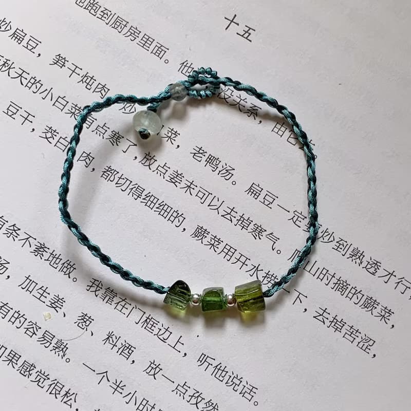 售完欣賞 等詩綠。天然綠碧璽復古轉運銀珠編織手繩 闢邪納福手鏈