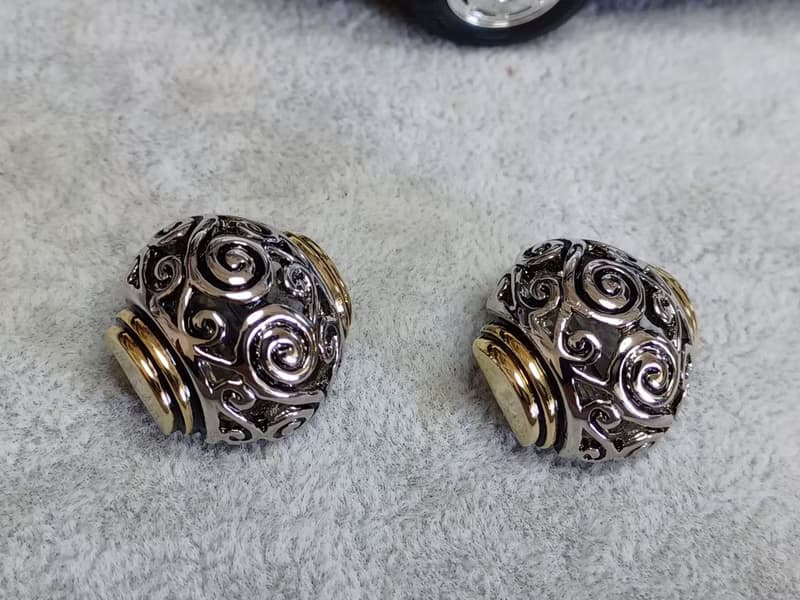 vintage jewelry  金屬騰雲圖騰夾式耳環