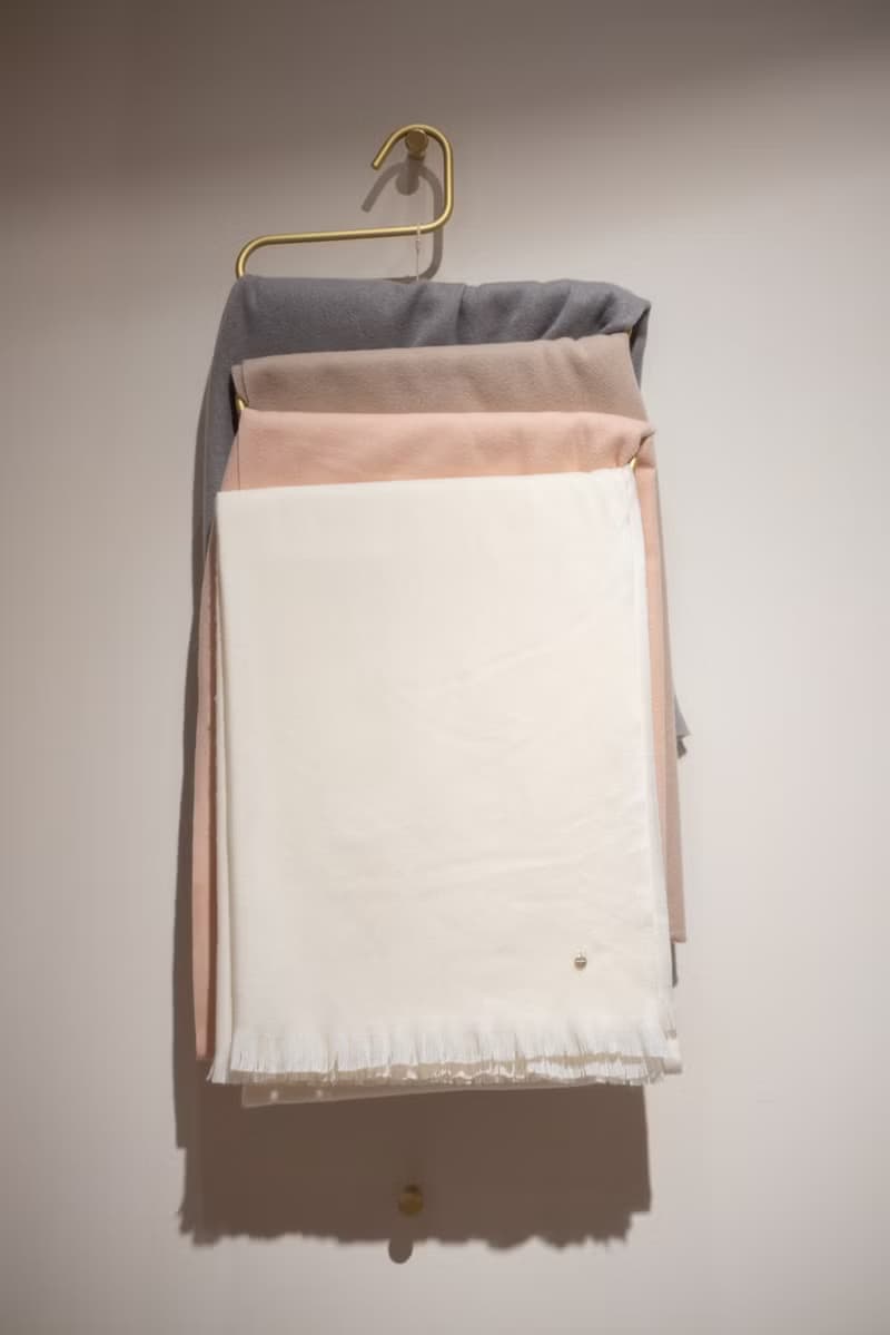 羊毛圍巾 (米白/卡其/粉/灰)