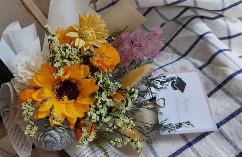 畢業向日葵提袋燈串花束 桌花 盆花 乾燥花 婚禮 禮物 情