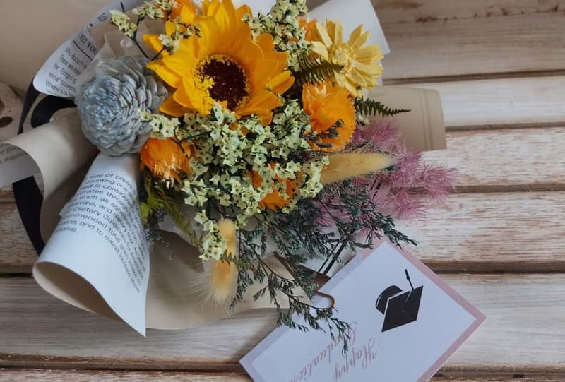 畢業向日葵提袋燈串花束 桌花 盆花 乾燥花 婚禮 禮物 情