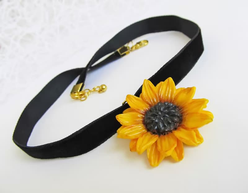 Sunflower choker corall Yellow sunflower necklace Wedding sunflower jewelry gift