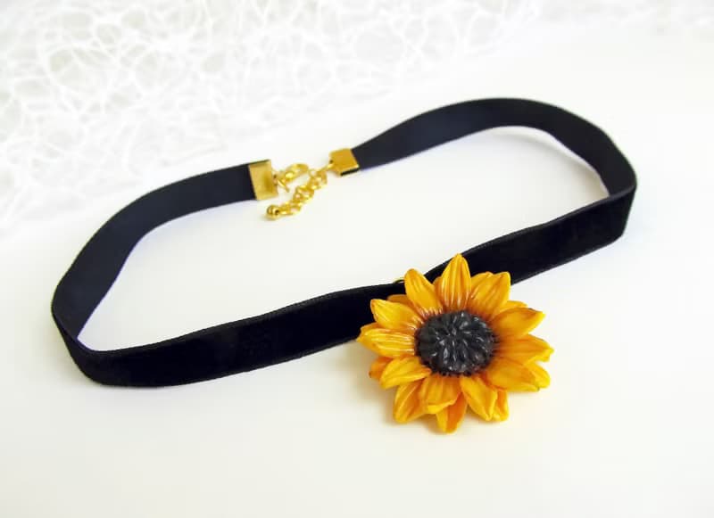 Sunflower choker corall Yellow sunflower necklace Wedding sunflower jewelry gift