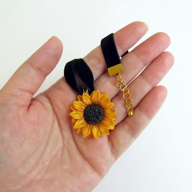 Sunflower choker corall Yellow sunflower necklace Wedding sunflower jewelry gift