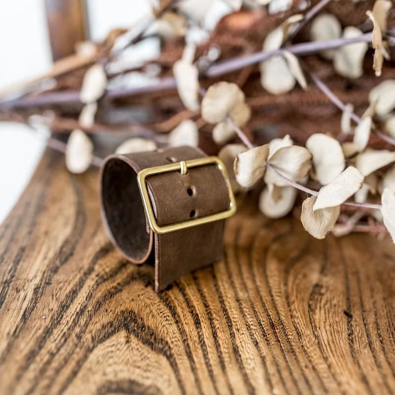 真鍮バックルレザーブレスレット / 珈琲モカ