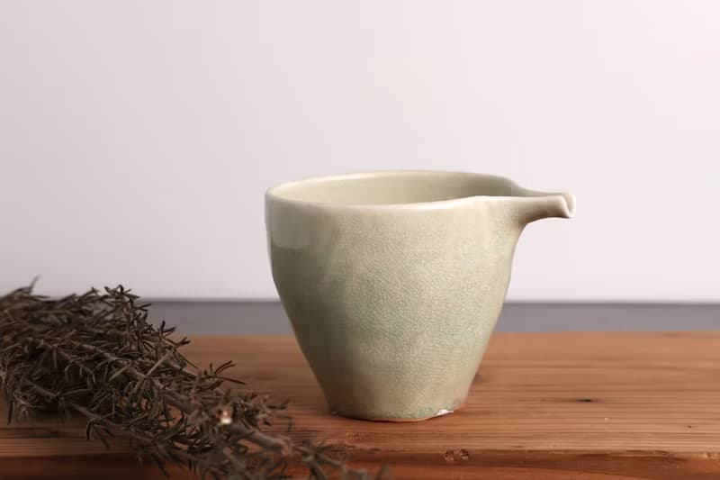 冰裂綠灰茶盅