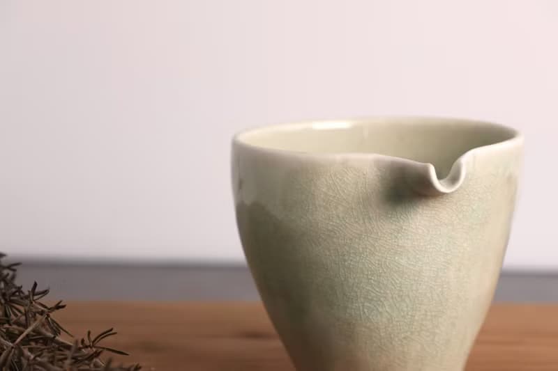 冰裂綠灰茶盅