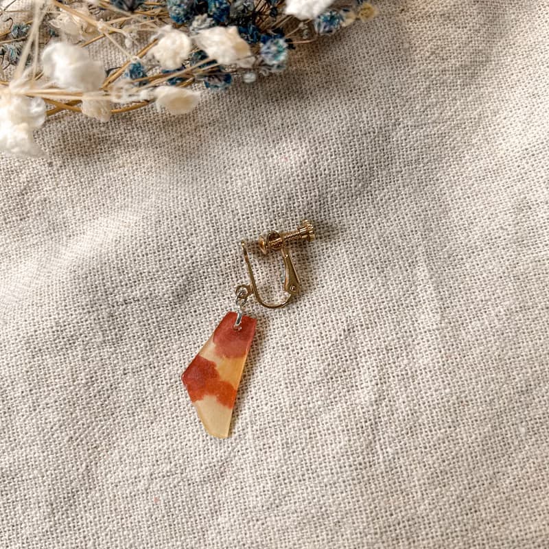 獅與烈焰 / 不規則幾何 / 手繪【熱縮片】耳飾