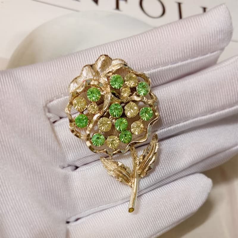 【西洋古董飾品】極閃黃綠系花卉 花束 捧花 漸層萊茵石 胸章胸針