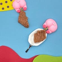 豬屁屁吊肉耳環 – 手工可愛趣味飾品