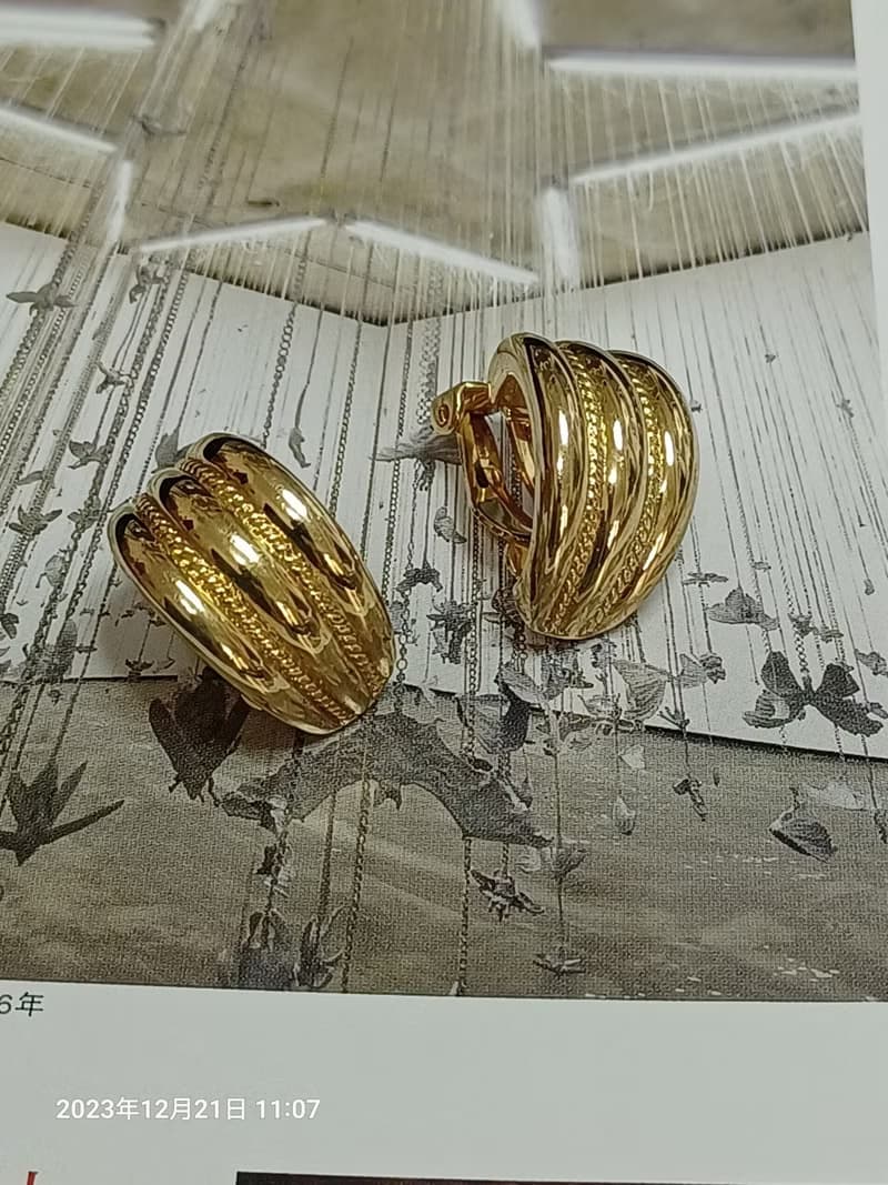 vintage jewelry  Marboux 古董立體鍍金半環型 夾式耳環
