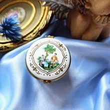 義大利del Prado 樹下情侶小珠寶盒/藥盒/美國西洋古董飾品