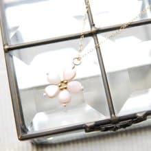 ピンクシェルのSAKURAのネックレス　１４kgf