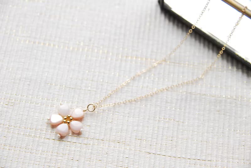 ピンクシェルのSAKURAのネックレス　１４kgf