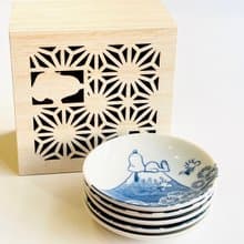 【絕版品】美濃燒-Peanuts史努比聯名小盤木盒禮盒