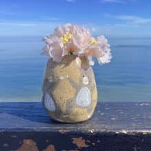 A Lu 萌鼠跳舞陶花瓶/禮物/手作手繪 採美國進口陶土 僅此一件