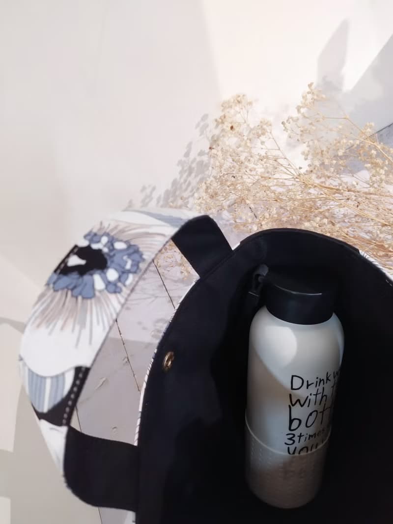 家家酒M系列/手提袋/肩背包/手工帆布包/黑色木槿花