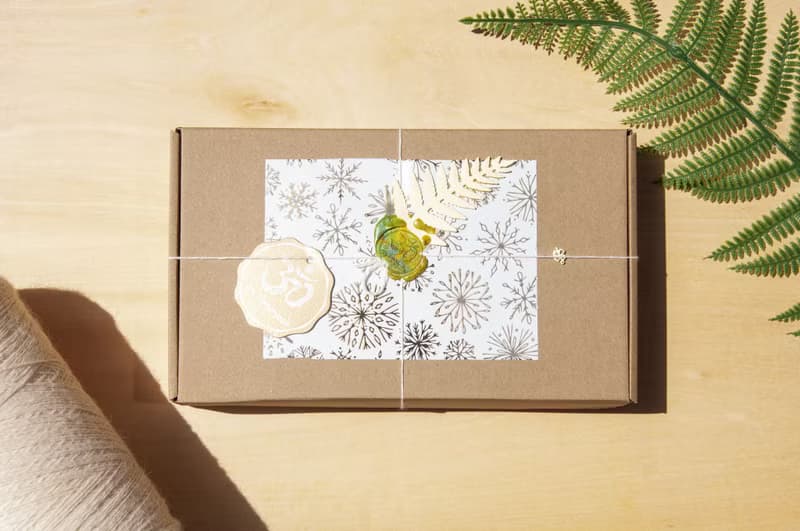 手縫純棉布側背包/刺繡斜背包/刺繡肩背包/北歐風手繡包-點點水玉