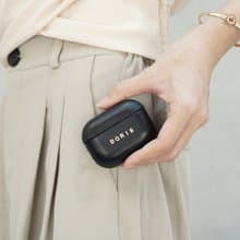 AirPods Pro/Pro2/3代 真皮保護殼 【可立體金屬字名字】