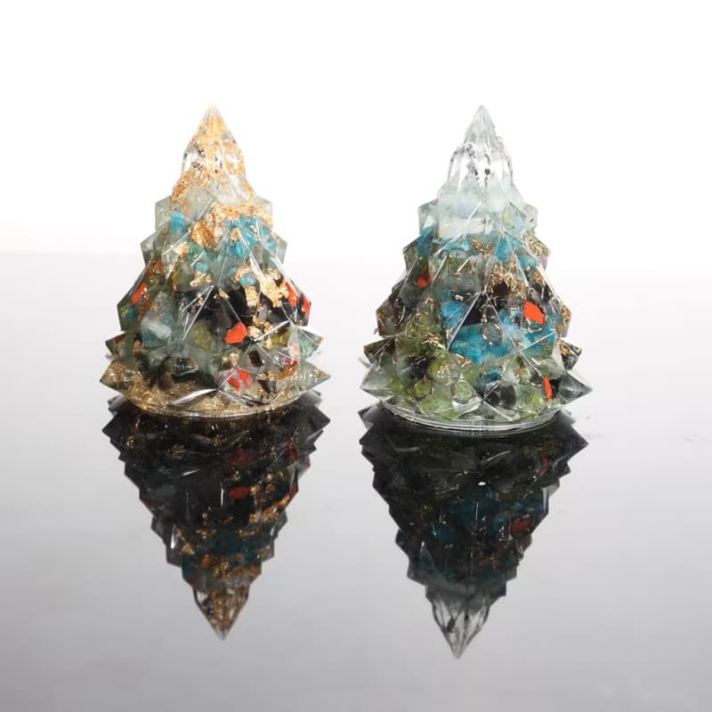 【畢業禮物】綠色金箔水晶聖誕樹-奧剛能量樹/療癒寶石交換禮物