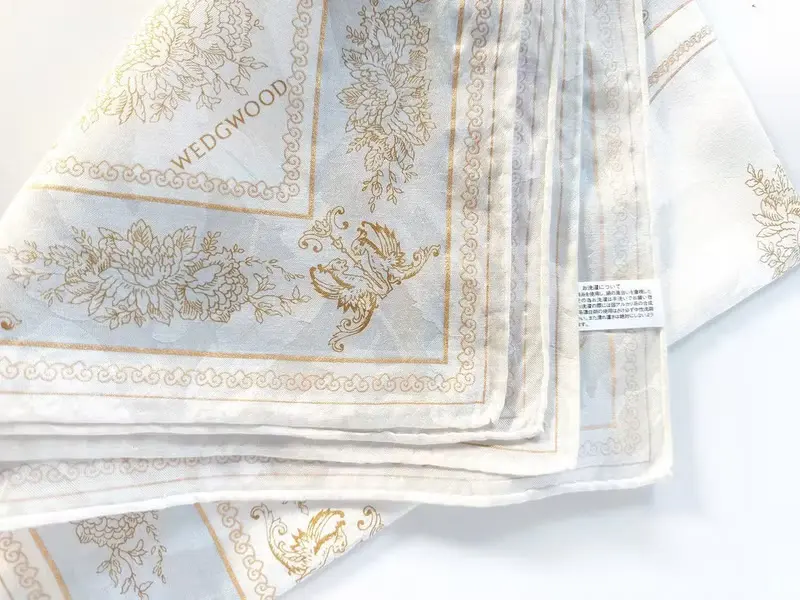 WEDGWOOD Vintage Silk Scarf Gold Floral 23 x 23 inches