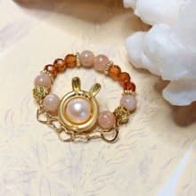 眼淚是珍珠。兔兔戒指 | 淡水粉珍珠 | 太陽石 | 橙石榴石