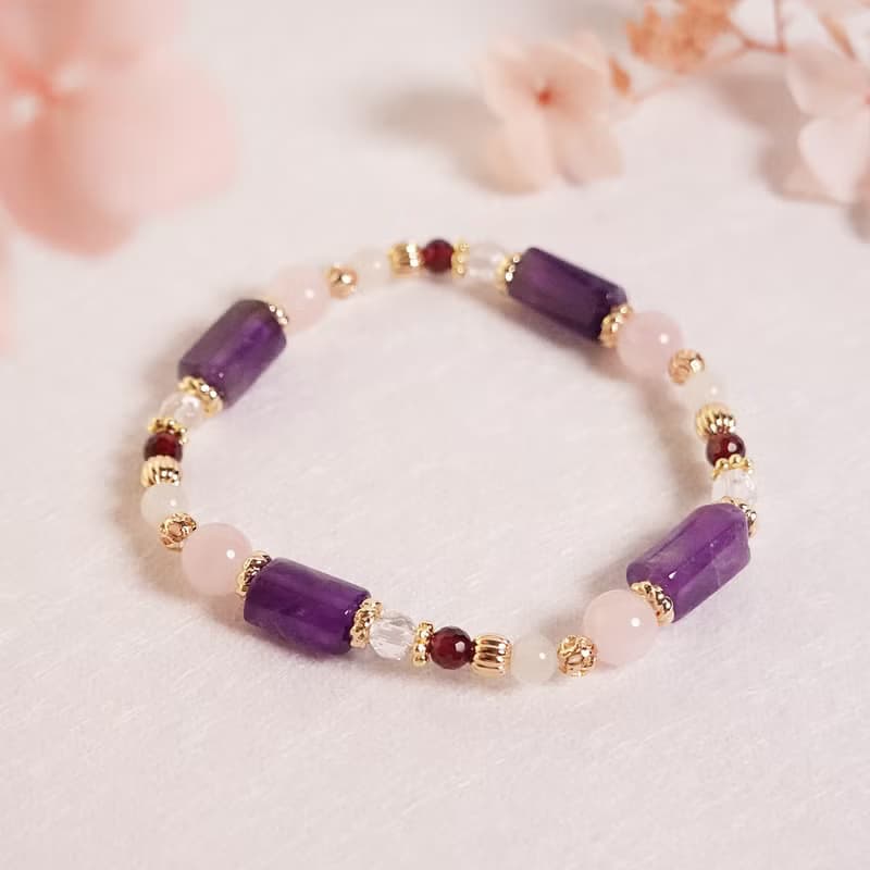 目不轉睛│紫水晶  粉晶 紅石榴石 白水晶 月光石 水晶手鍊