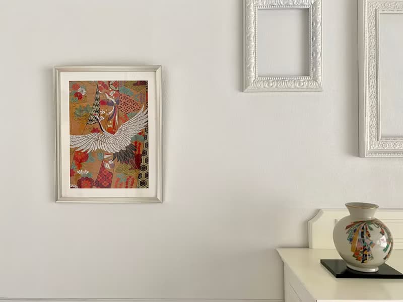 額装049　刺繍着物 鶴 和モダン 和風インテリア プレゼント 結婚祝 新築祝 長寿祝 縁起物 額装インテリア made in japan