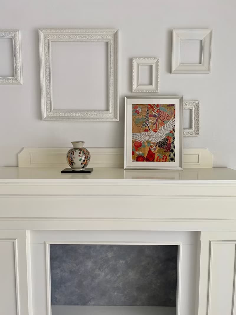 額装049　刺繍着物 鶴 和モダン 和風インテリア プレゼント 結婚祝 新築祝 長寿祝 縁起物 額装インテリア made in japan