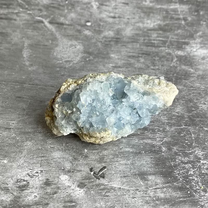 水晶簇- 天青石原礦  辦公室療癒微景觀 裝置擺飾 一物一圖