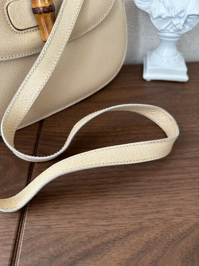 GUCCI 古馳 竹節杏仁奶色手袋