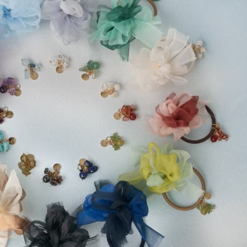 ムーンストーン | 咲き編みヘアゴム | 6月誕生石