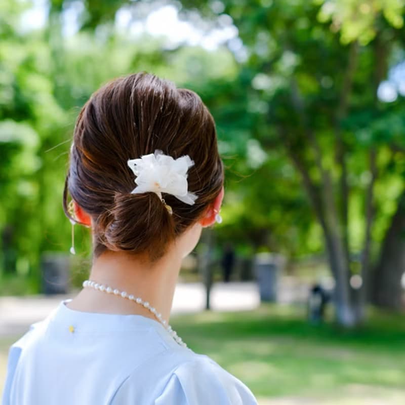 ムーンストーン | 咲き編みヘアゴム | 6月誕生石