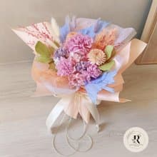 蘿莎花兒 日本永生康乃馨 春日感 母親節花束