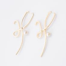 【 熱銷人氣款 】曲線造型珍珠耳窩夾 /  Gia 耳扣 一對