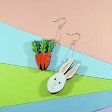 森林童話 兔子先生與胡蘿卜長款手繪不對稱耳環耳夾 手繪木製 