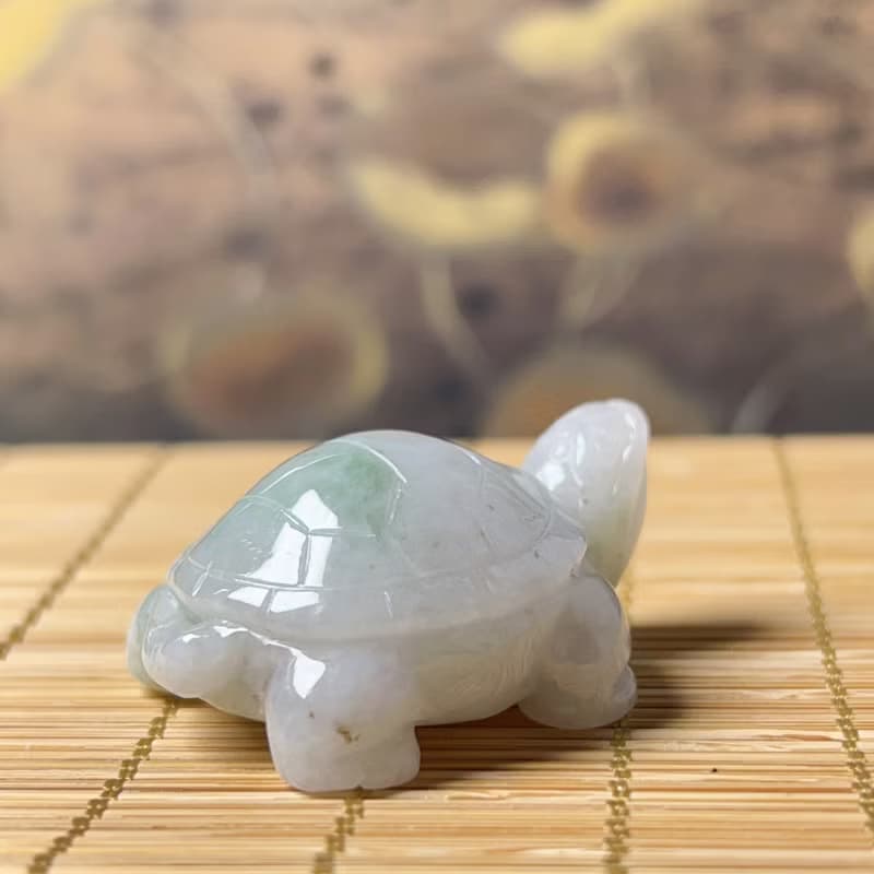【吉祥‧長壽】飄花翡翠烏龜 | 天然緬甸A貨翡翠 | 送禮