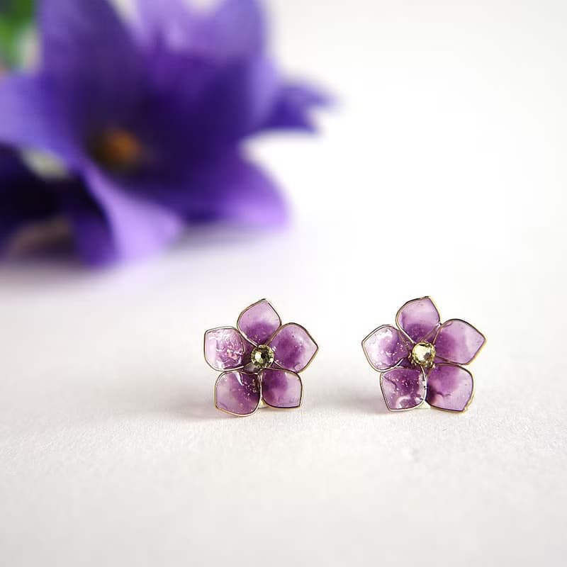 桔梗のピアス　イヤリング　ノンホールピアス