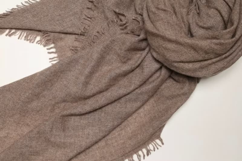 【快速出貨】喀什米爾花咖純小羊絨柔軟蓬鬆大圍巾披肩頂級精品寶