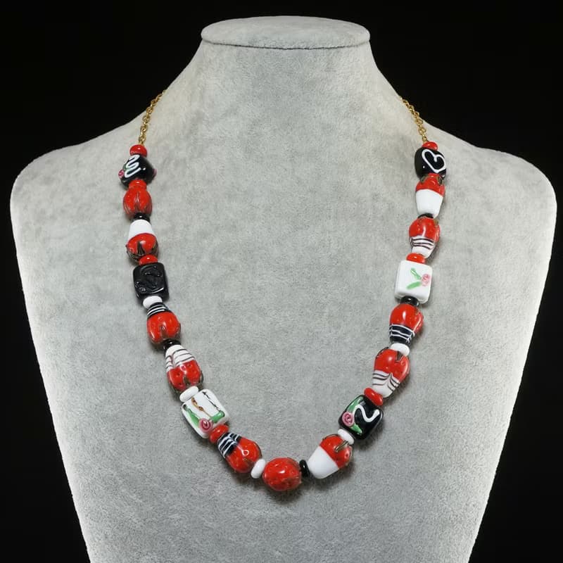 Red Strawberry in Chocolate Lampwork Murano Glass Beaded Necklace Woman Jewelry