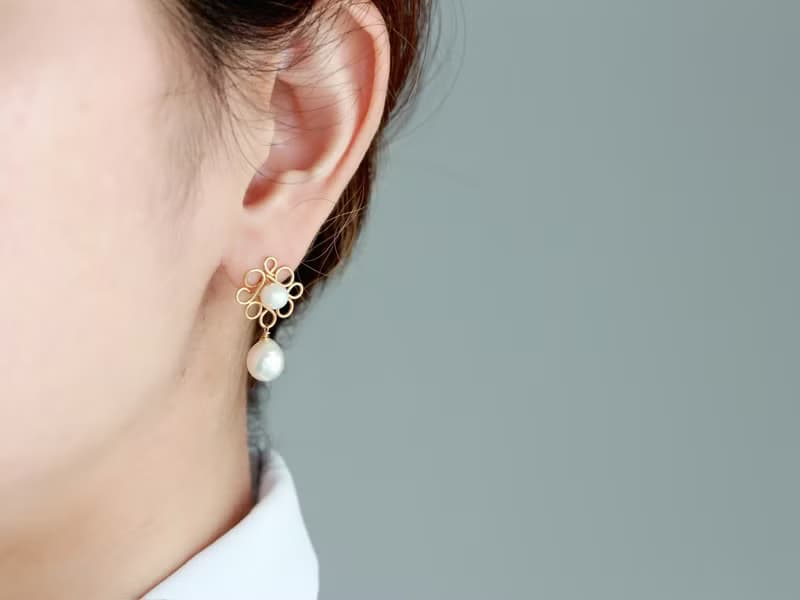 14kgf-flower motif pearl pierced earrings/can change to clip-on