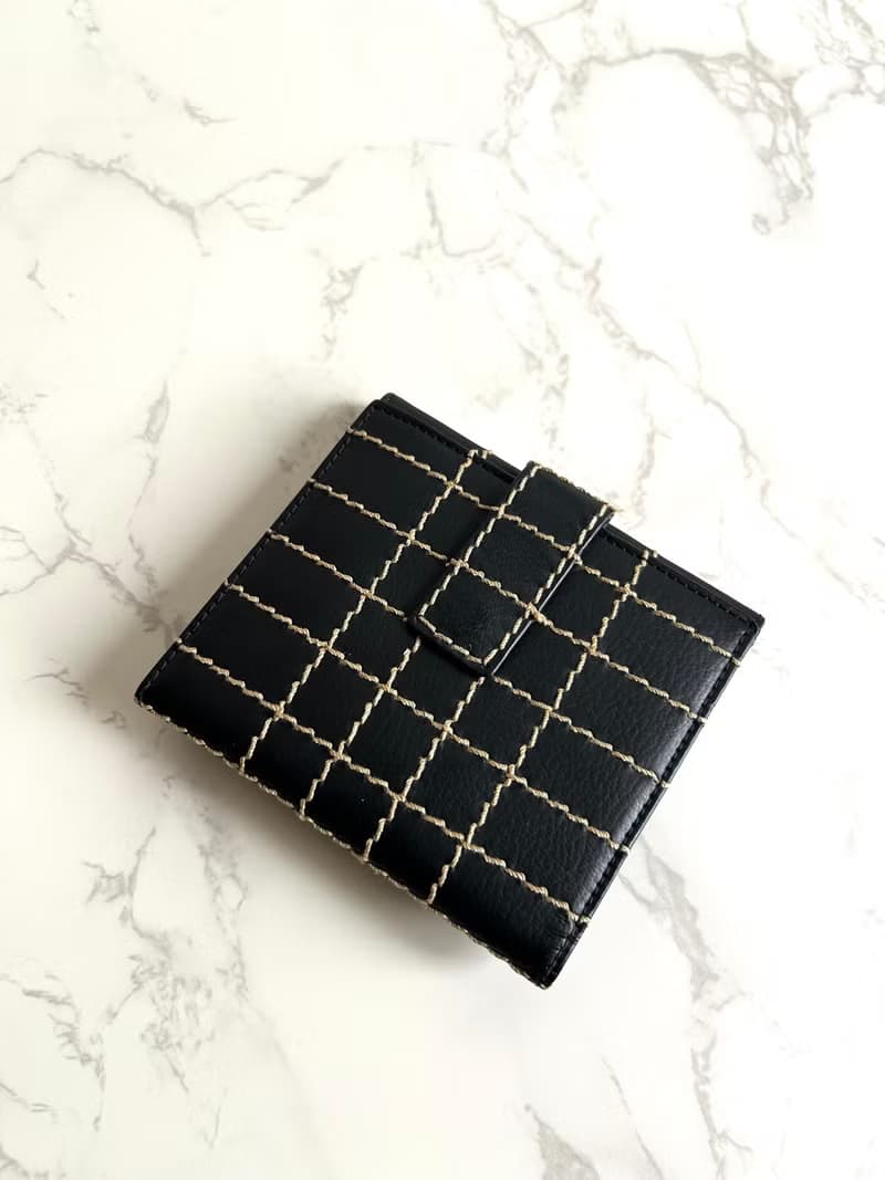 稀有中古二手Chanel黑色外縫線金扣皮革短夾銀包錢包中古包古董包