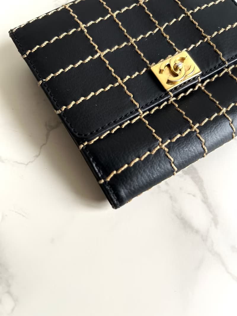 稀有中古二手Chanel黑色外縫線金扣皮革短夾銀包錢包中古包古董包