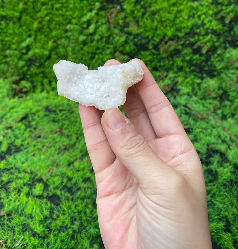 能量擺飾-天然原礦瑪瑙白晶冰雪雪霜簇 消磁淨化 療癒 開運 快速