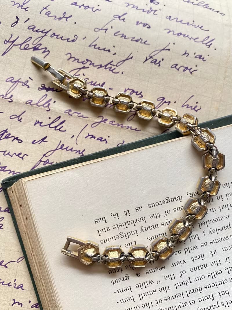 六角黑石無印記古董首飾手鍊