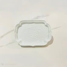 水波祥瑞瓷盤 - 白